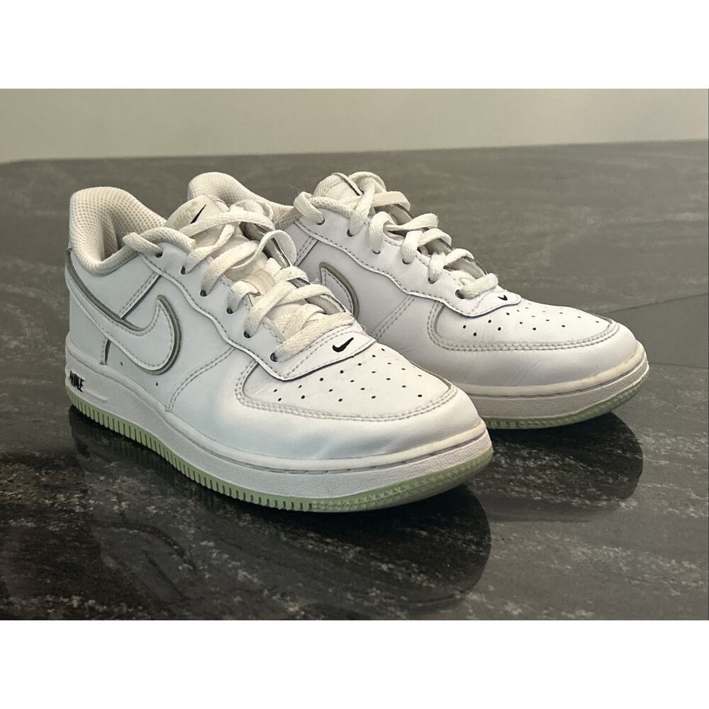 Nike Air Force 1 '07 "Honeydew" White Green DV0788-105 Kids Youth Size 2Y